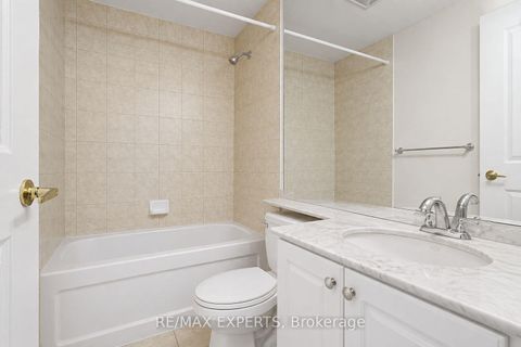 Photo 16 at 614 - 9225 Jane Street, Maple, Vaughan