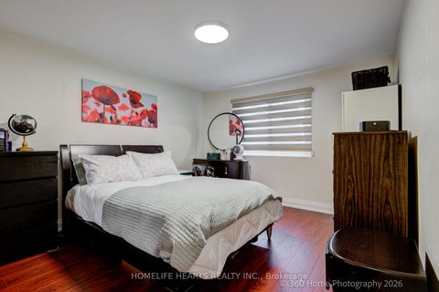 Photo 15 at 32 - 625 Rathburn Road, West Deane, Toronto