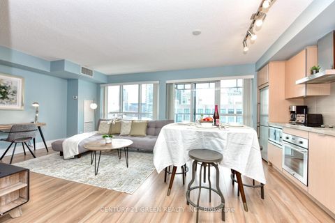Photo 4 at 1014 - 300 Front Street W, Waterfront Communities C1, Toronto