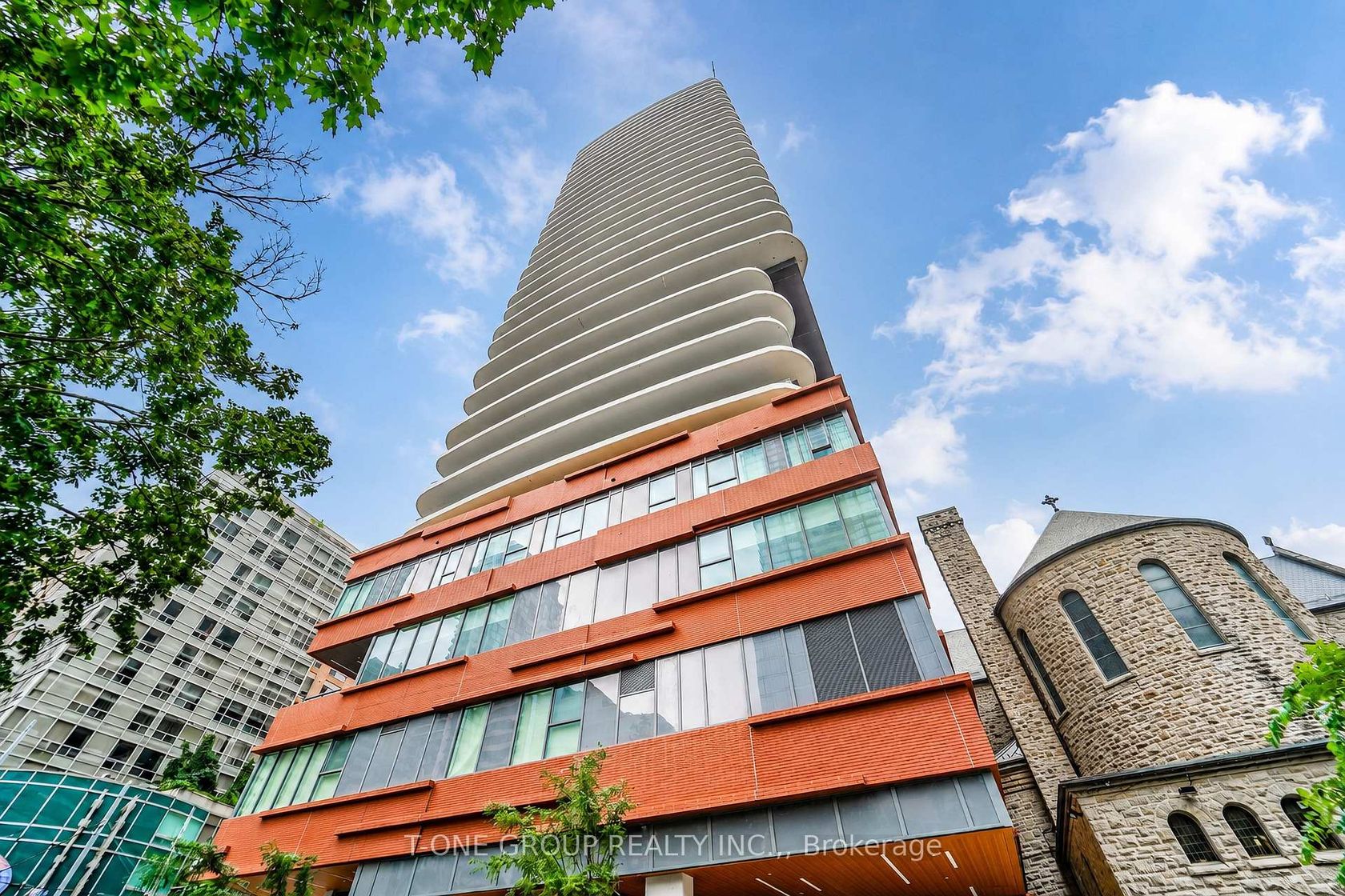 1803 - 280 Dundas Street W, Chinatown, Toronto photo number 2