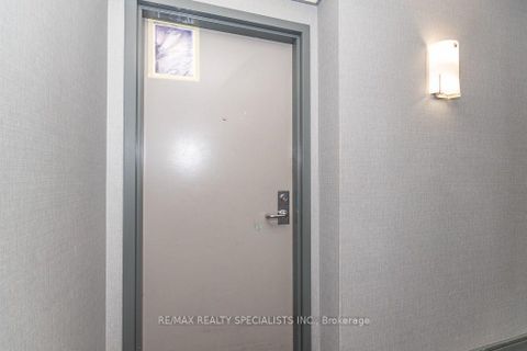 Photo 5 at 1309 - 21 Overlea Boulevard, Thorncliffe Park, Toronto