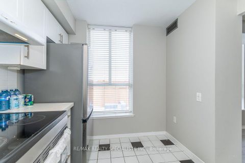 Photo 15 at 1309 - 21 Overlea Boulevard, Thorncliffe Park, Toronto