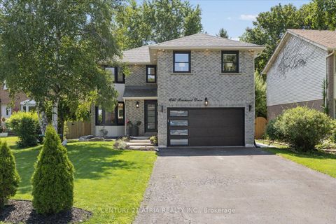 Photo 2 at 1040 Birchwood Drive, College Manor, Newmarket