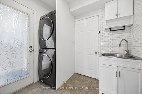 Photo 14 at 1040 Birchwood Drive, College Manor, Newmarket