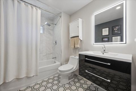 Photo 22 at 1040 Birchwood Drive, College Manor, Newmarket
