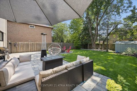 Photo 29 at 1040 Birchwood Drive, College Manor, Newmarket