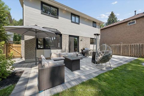 Photo 30 at 1040 Birchwood Drive, College Manor, Newmarket