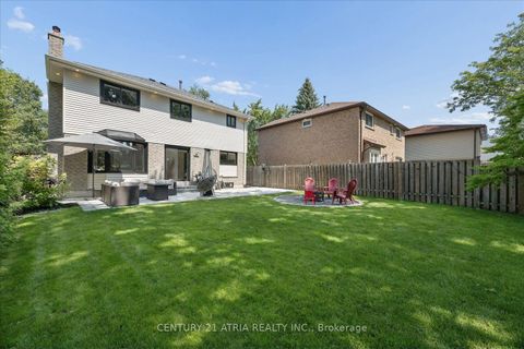 Photo 32 at 1040 Birchwood Drive, College Manor, Newmarket
