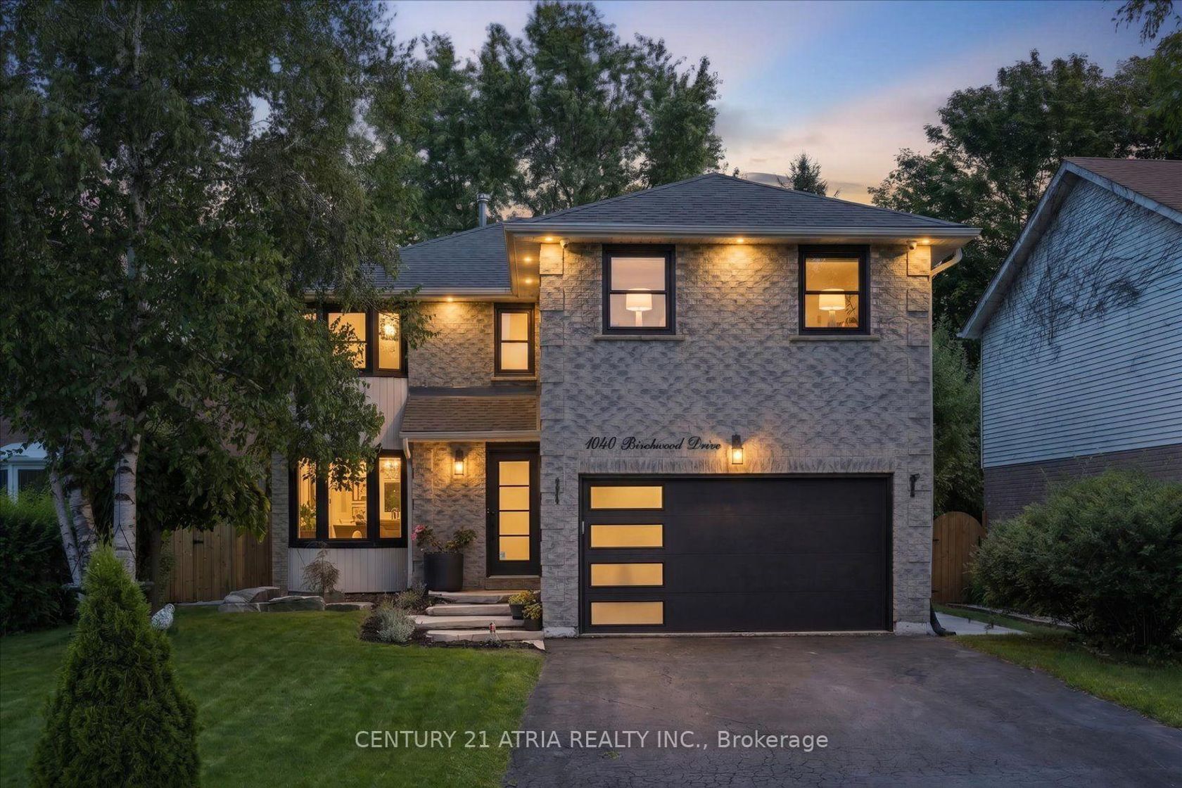1040 Birchwood Drive, College Manor, Newmarket photo 3