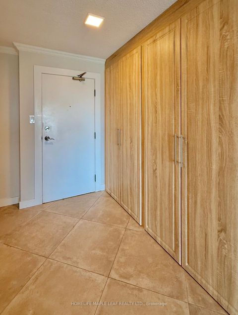 Photo 13 at 1607 - 1 Rowntree Road, Jamestown, Toronto