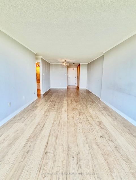 Photo 17 at 1607 - 1 Rowntree Road, Jamestown, Toronto