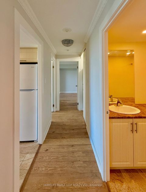 Photo 18 at 1607 - 1 Rowntree Road, Jamestown, Toronto