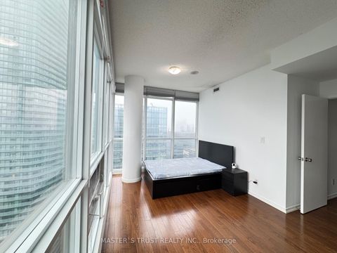 Photo 8 at 4502 - 65 Bremner Boulevard, Waterfront Communities C1, Toronto