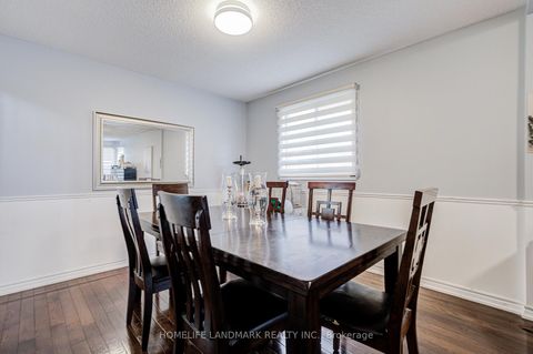 Photo 6 at 35 Royal Palm Drive, Yorkhill, Vaughan