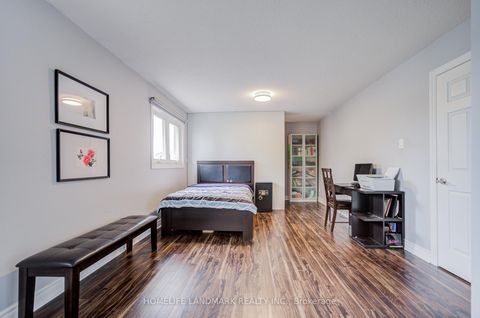 Photo 20 at 35 Royal Palm Drive, Yorkhill, Vaughan