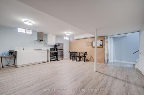Photo 36 at 35 Royal Palm Drive, Yorkhill, Vaughan