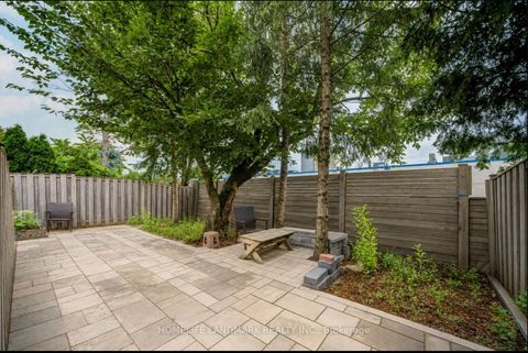 Photo 42 at 35 Royal Palm Drive, Yorkhill, Vaughan