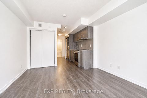 Photo 7 at 610 - 219 Dundas Street E, Moss Park, Toronto