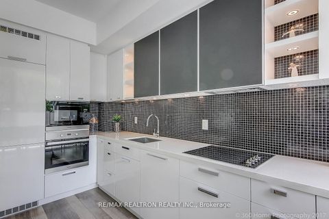 Photo 9 at 106 - 32 DAVENPORT Road, Annex, Toronto