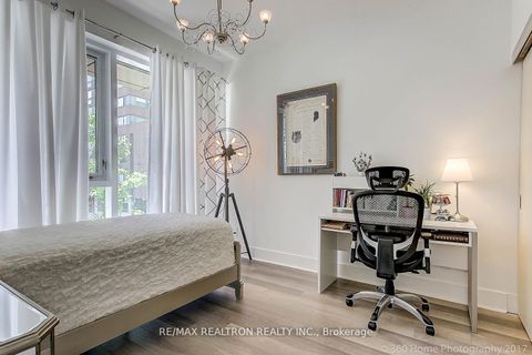 Photo 17 at 106 - 32 DAVENPORT Road, Annex, Toronto