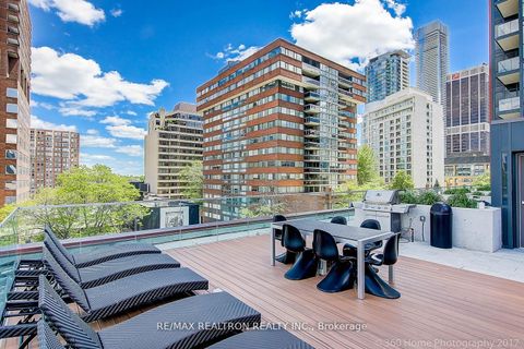 Photo 25 at 106 - 32 DAVENPORT Road, Annex, Toronto