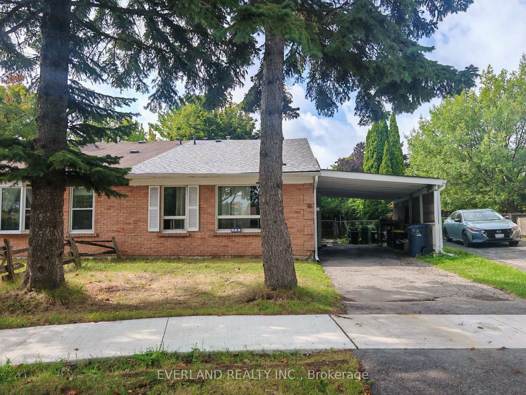 18 Camberley Court, Malvern, Toronto 