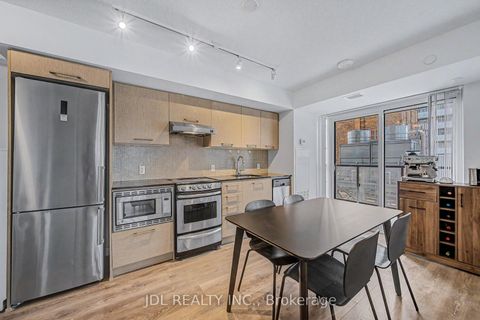Photo 5 at 1411 - 87 Peter Street, Waterfront Communities C1, Toronto