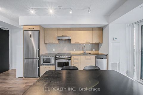 Photo 13 at 1411 - 87 Peter Street, Waterfront Communities C1, Toronto