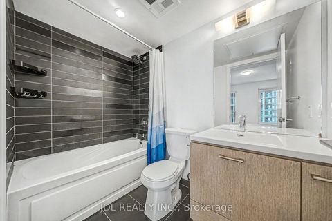 Photo 18 at 1411 - 87 Peter Street, Waterfront Communities C1, Toronto