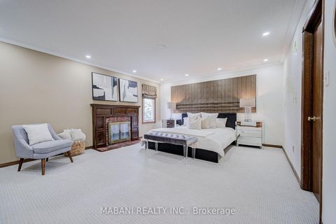 Photo 25 at 38 Marchwood Crescent, Harding, Richmond Hill