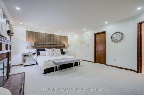 Photo 26 at 38 Marchwood Crescent, Harding, Richmond Hill
