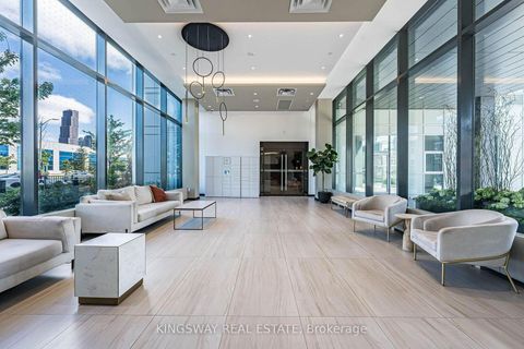 Photo 3 at 203 - 38 Honeycrisp Crescent, Vaughan Corporate Centre, Vaughan