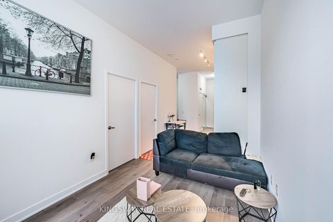 Photo 15 at 203 - 38 Honeycrisp Crescent, Vaughan Corporate Centre, Vaughan