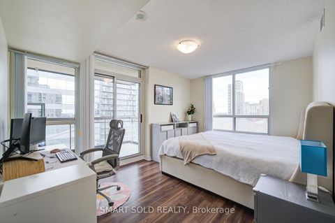 Photo 13 at 1512 - 18 Parkview Avenue, Willowdale East, Toronto