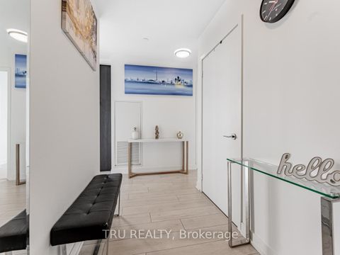 Photo 3 at LPH12 - 270 Dufferin Street, South Parkdale, Toronto