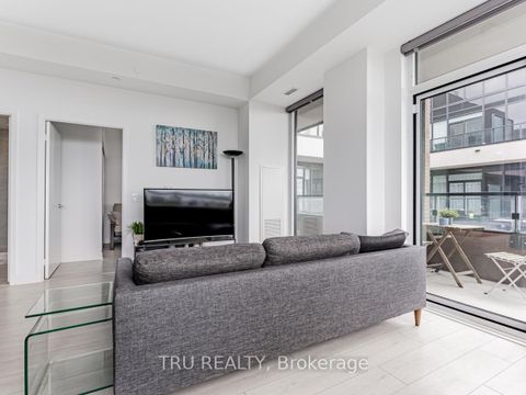 Photo 7 at LPH12 - 270 Dufferin Street, South Parkdale, Toronto