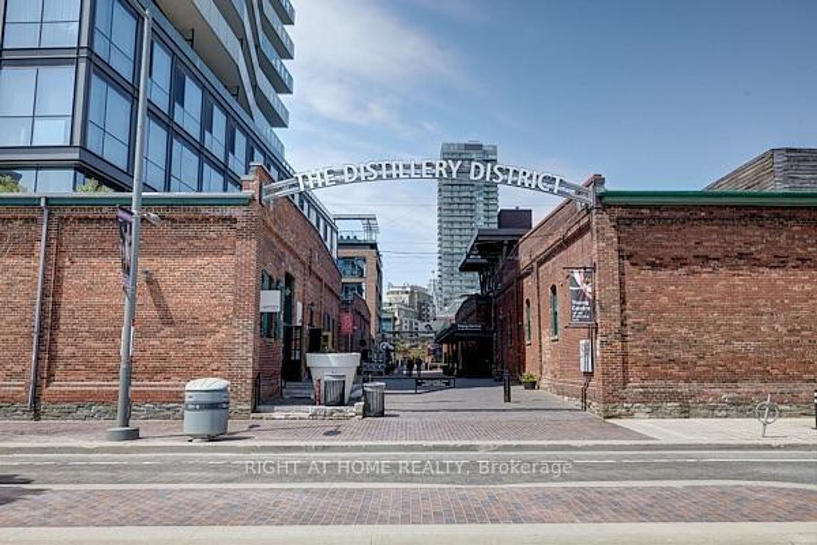 805 - 70 Distillery Lane, Waterfront Communities C8, Toronto photo number 2
