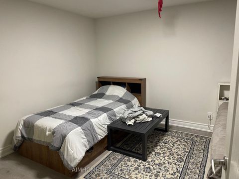 Photo 15 at 170 Gracefield Avenue, Maple Leaf, Toronto