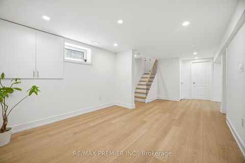Photo 32 at 19 Jacinta Drive, Rustic, Toronto