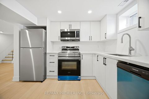 Photo 35 at 19 Jacinta Drive, Rustic, Toronto