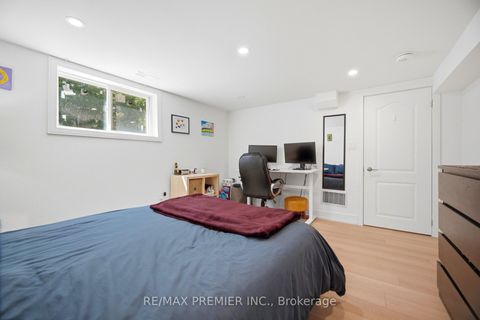 Photo 39 at 19 Jacinta Drive, Rustic, Toronto