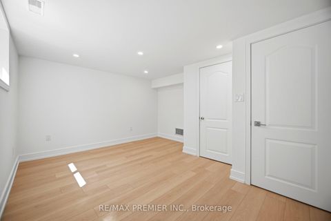 Photo 40 at 19 Jacinta Drive, Rustic, Toronto
