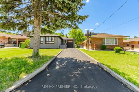 Photo 45 at 19 Jacinta Drive, Rustic, Toronto