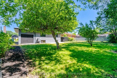 Photo 48 at 19 Jacinta Drive, Rustic, Toronto