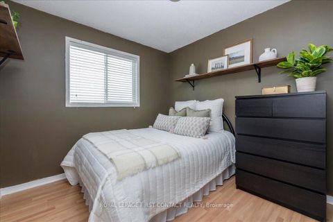 Photo 20 at 36 CHURCHLAND Drive, Holly, Barrie