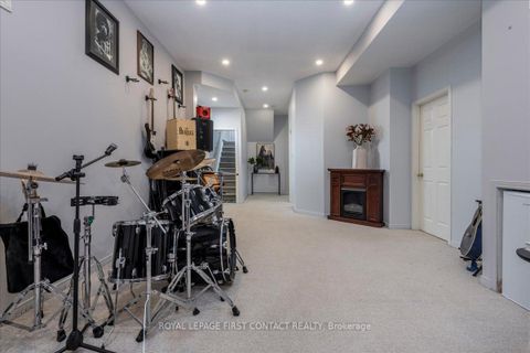 Photo 21 at 36 CHURCHLAND Drive, Holly, Barrie