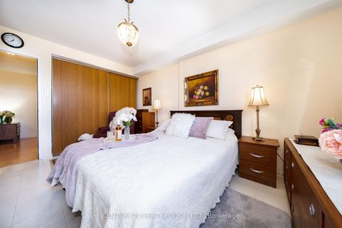 Photo 11 at 2006 - 1350 York Mills Road, Donalda, Toronto