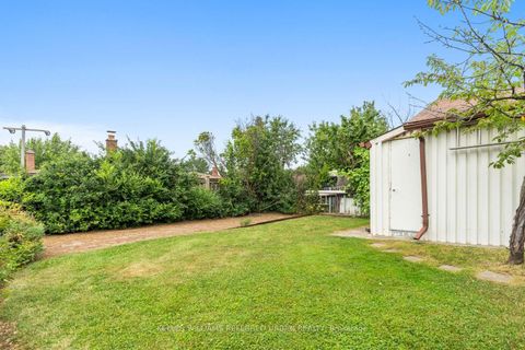 Photo 32 at 114 Gracefield Avenue, Maple Leaf, Toronto