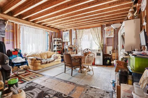 Photo 16 at 177 Varsity Road, Lambton Baby Point, Toronto