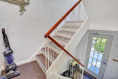 Photo 24 at 177 Varsity Road, Lambton Baby Point, Toronto